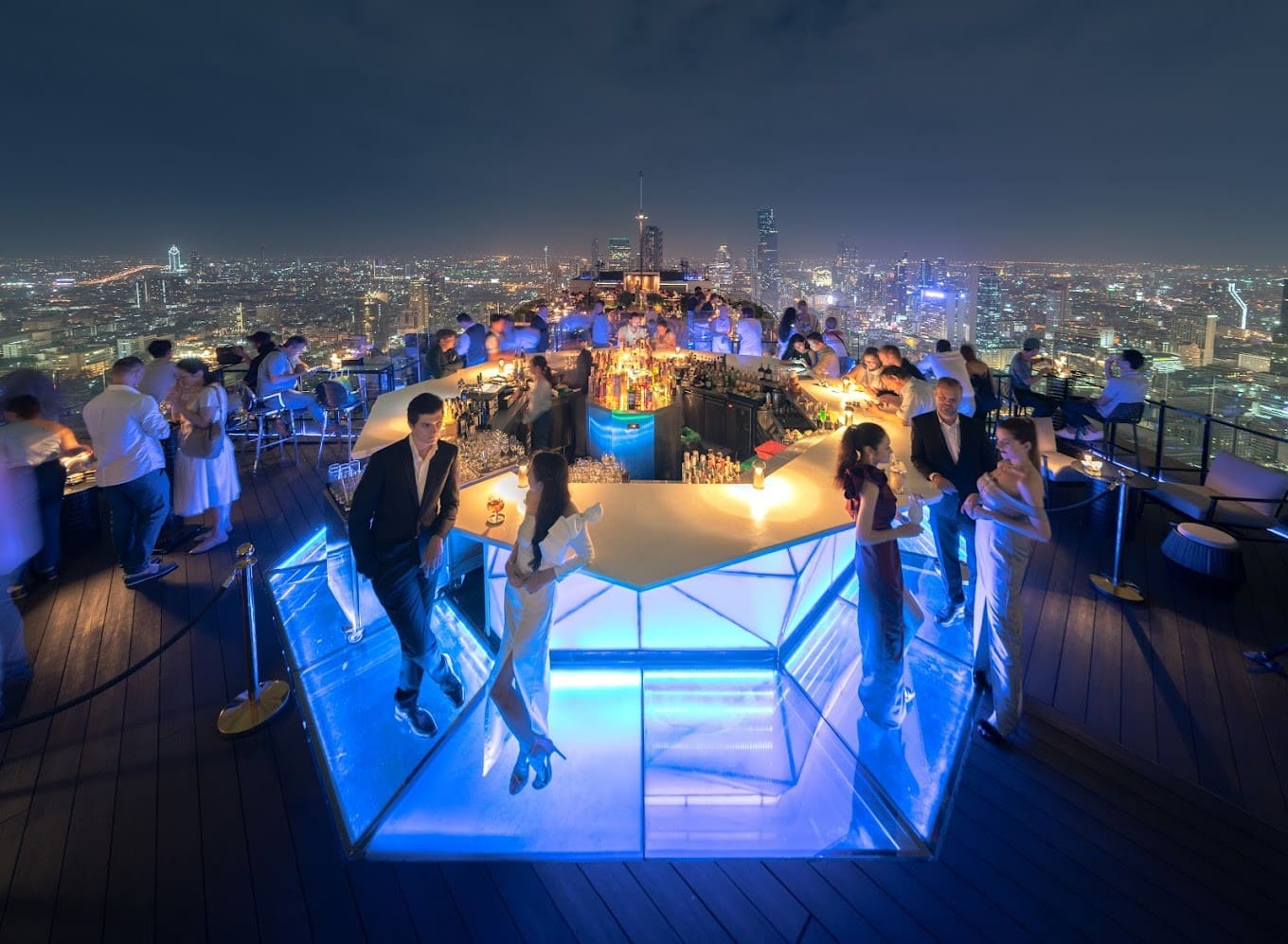 Moon Bar 高空酒吧夜景座位