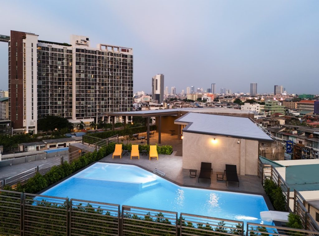 曼谷路漫烏東素站飯店 Lumen Bangkok Udomsuk Station