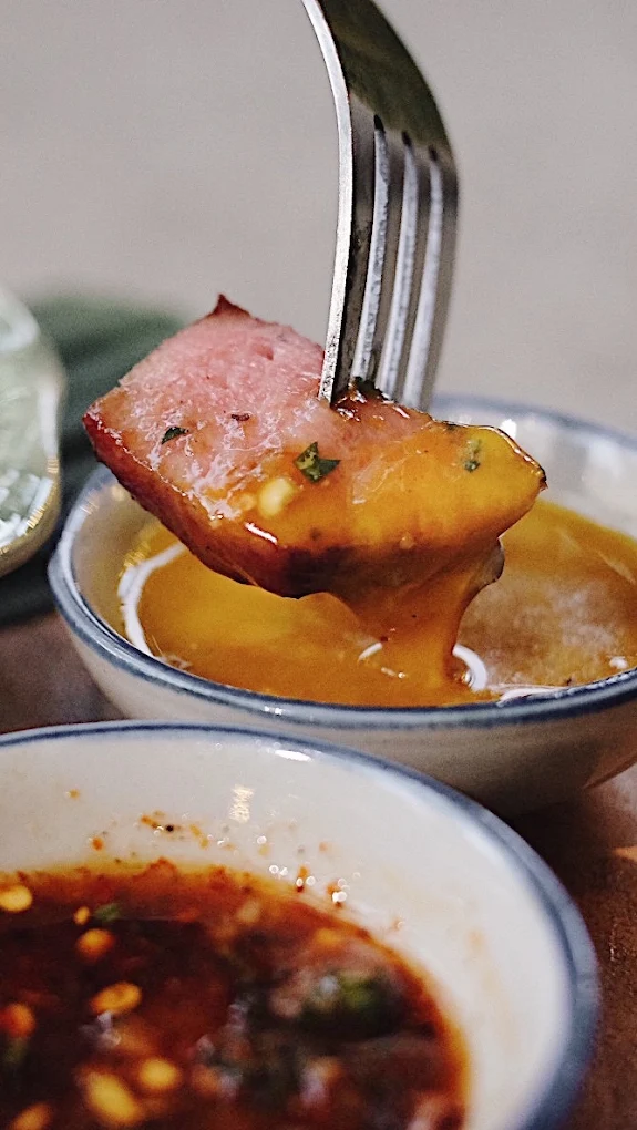 NEUA.NEUR.BKK 切片牛肉湯