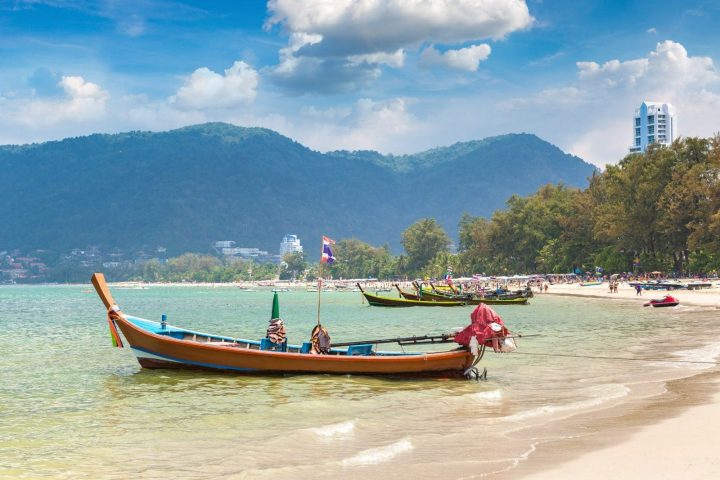 普吉島芭東海灘