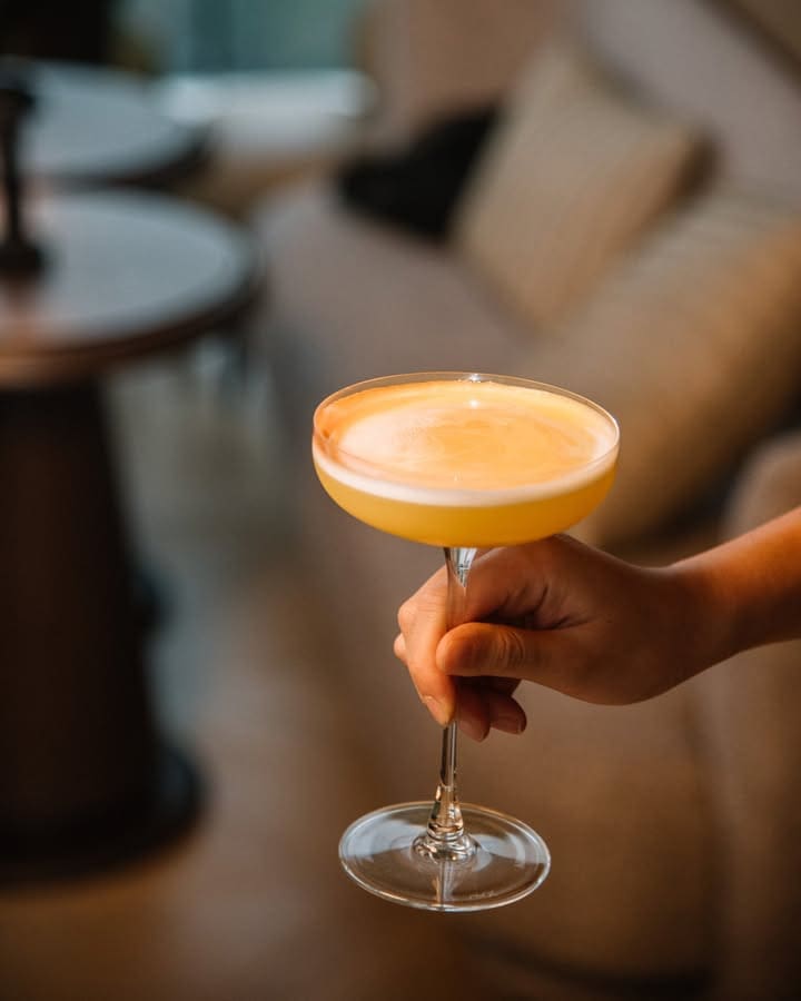 1970 Bar 創意調酒與復古酒杯細節