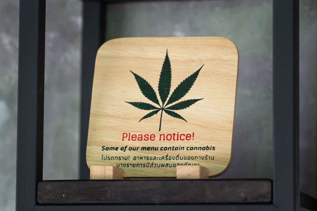 泰國旅客應避免購買大麻花與含THC產品