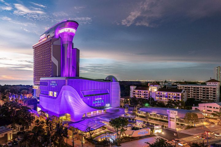 芭達雅親子飯店推薦 Grande Centre Point Space Pattaya 星際主題水上樂園飯店