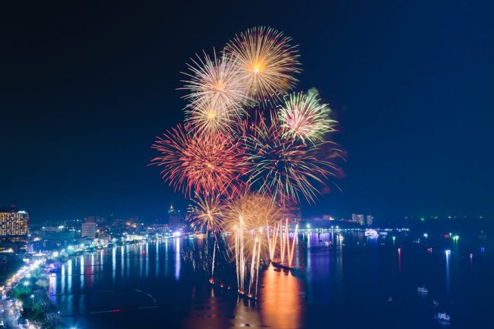2026–27 芭達雅跨年倒數｜官方公告狀態、去年場地與封路交通