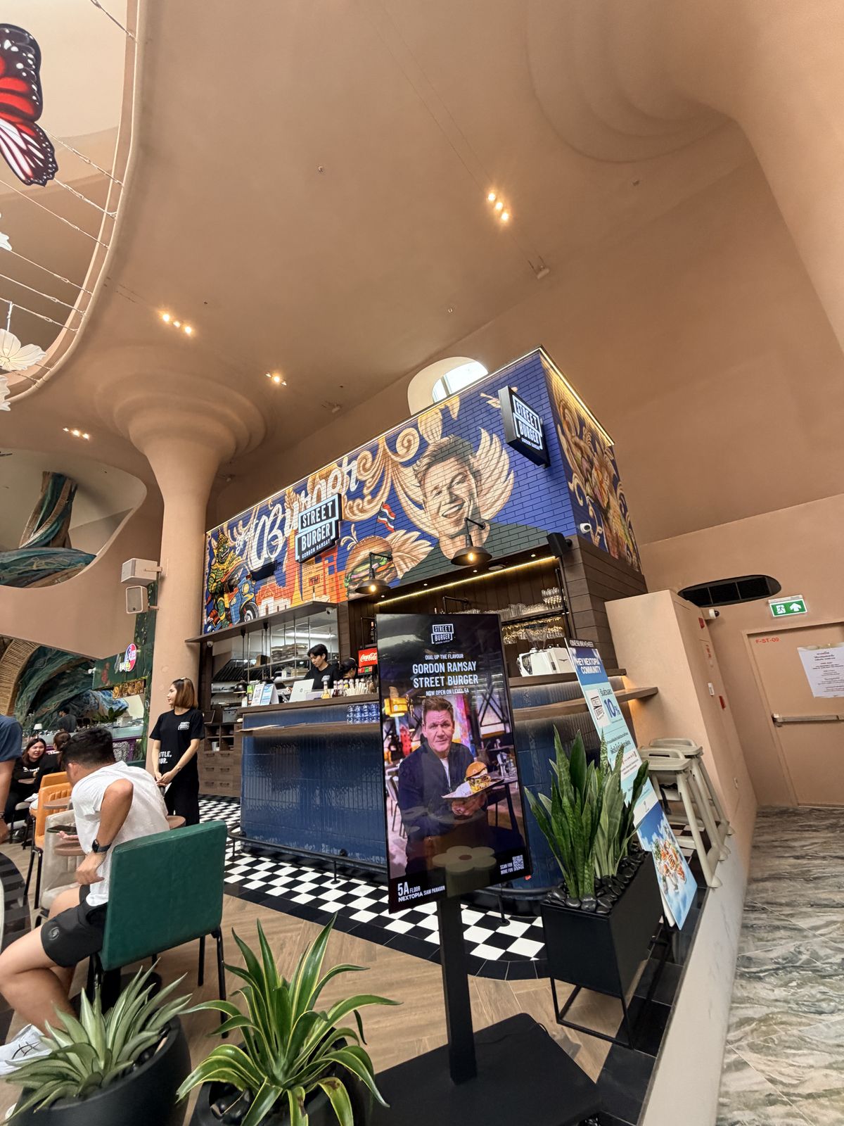 NEXTOPIA 內 Gordon Ramsay Street Burger 櫃位
