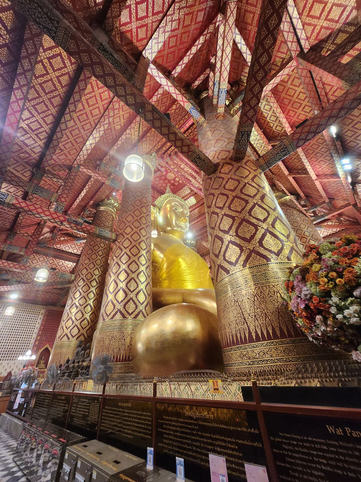 大城帕南瓊寺介紹｜參拜龍婆多大佛，祈求平安、事業與生意興隆