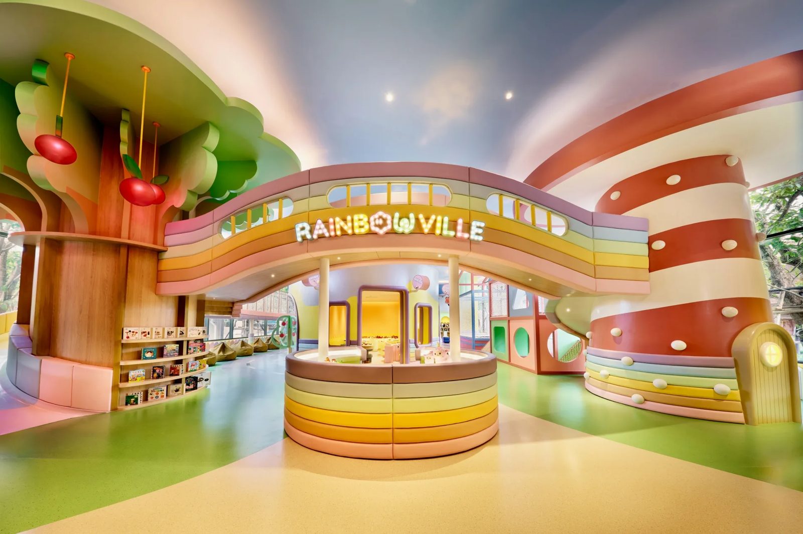 Rainbow Ville 兒童俱樂部的彩虹色入口