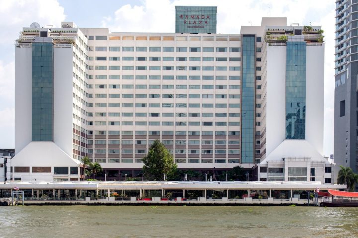 曼谷湄南河華美達廣場飯店