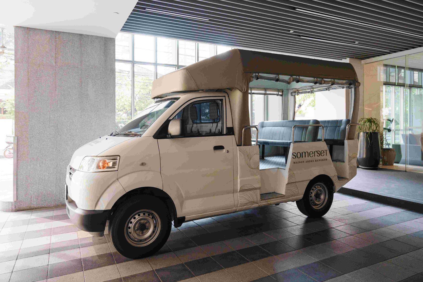 曼谷阿索克盛捷 Maison 服務公寓，飯店接駁車