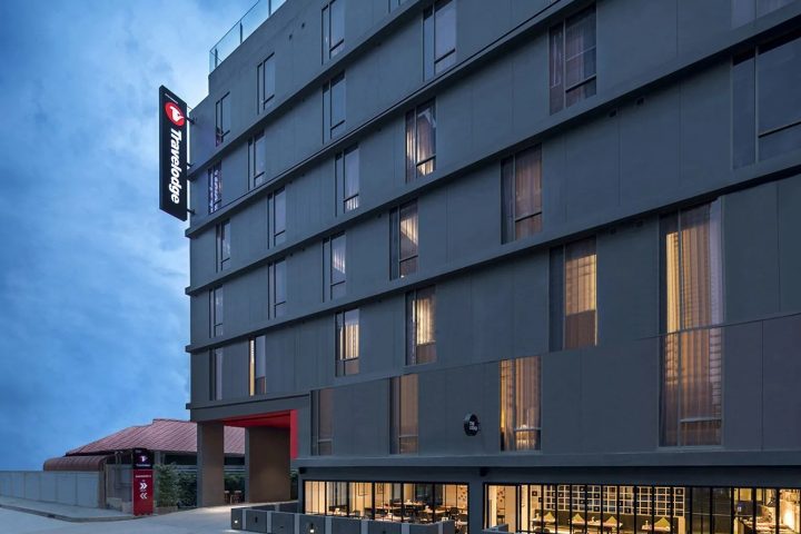 曼谷蘇坤逸 11 號 Travelodge 飯店